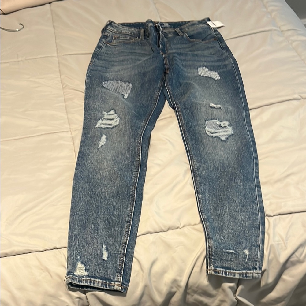 Women’s Distressed Blue Jeans